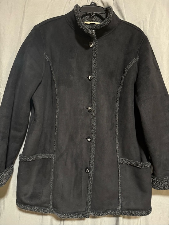 L.L. Bean Jackets & Blazers - Women’s L.L.Bean Black Faux-Shearling Trim Coat